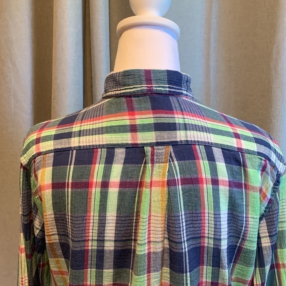 NWOT - Chaps Lightweight Plaid Button Down Top Size Small - Picture 4 of 15